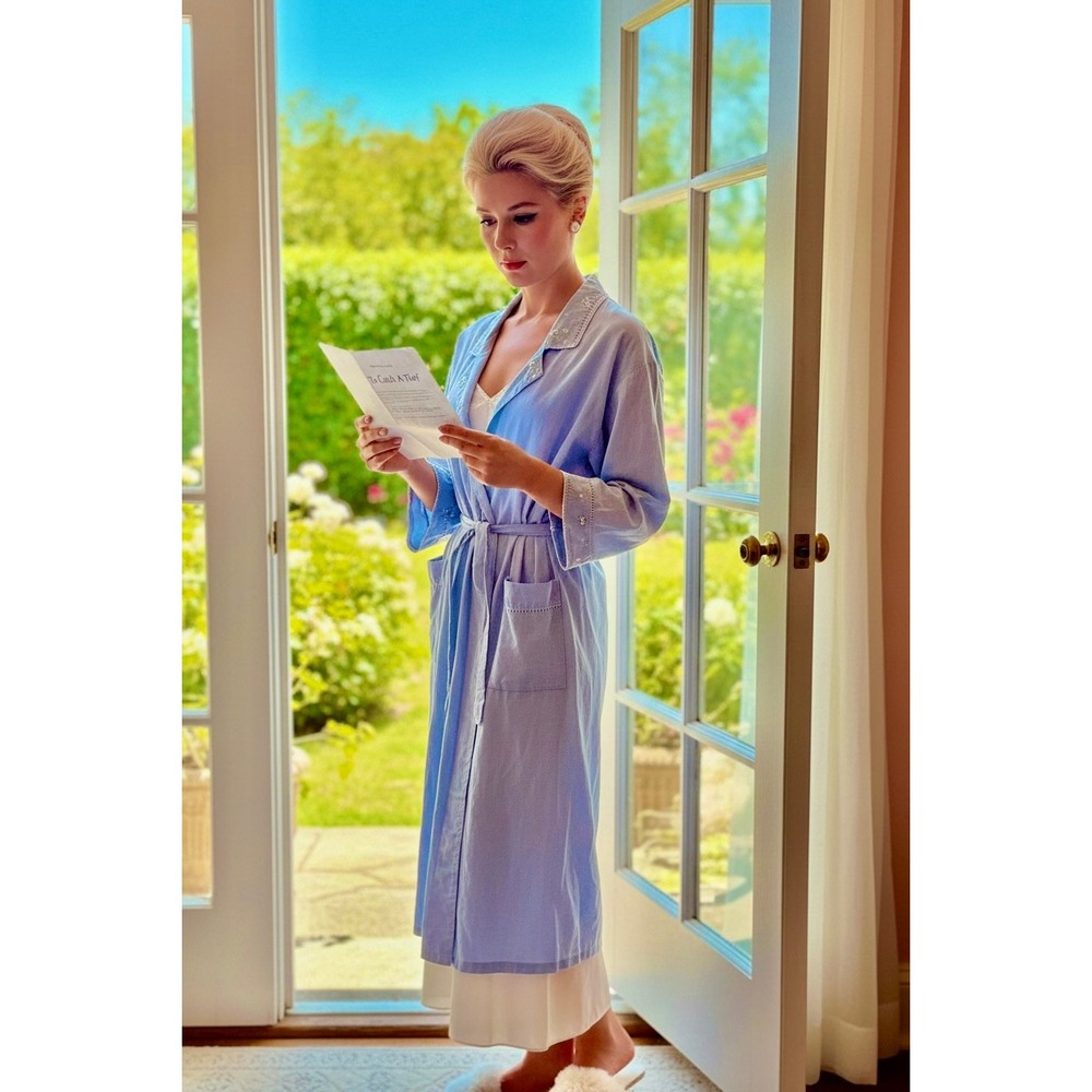 Vintage 60s Aria Blue Gingham Embroidered‎ Robe Sweet Grace Kelly Medium